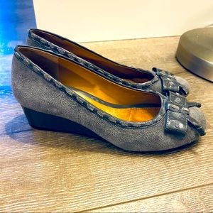 Gently worn Michelle D wedges